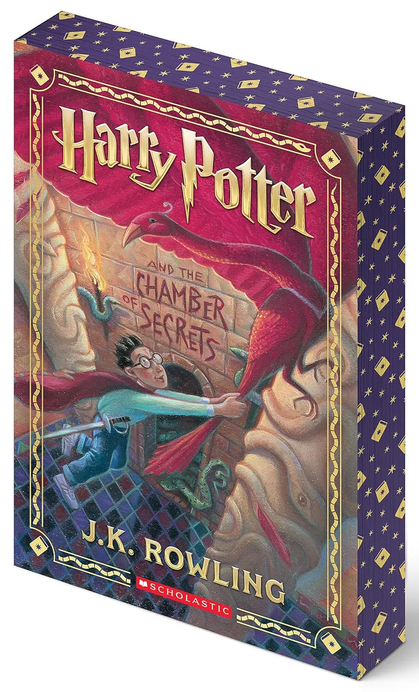 Harry Potter and the Chamber of Secrets (Harry Potter, Book 2)